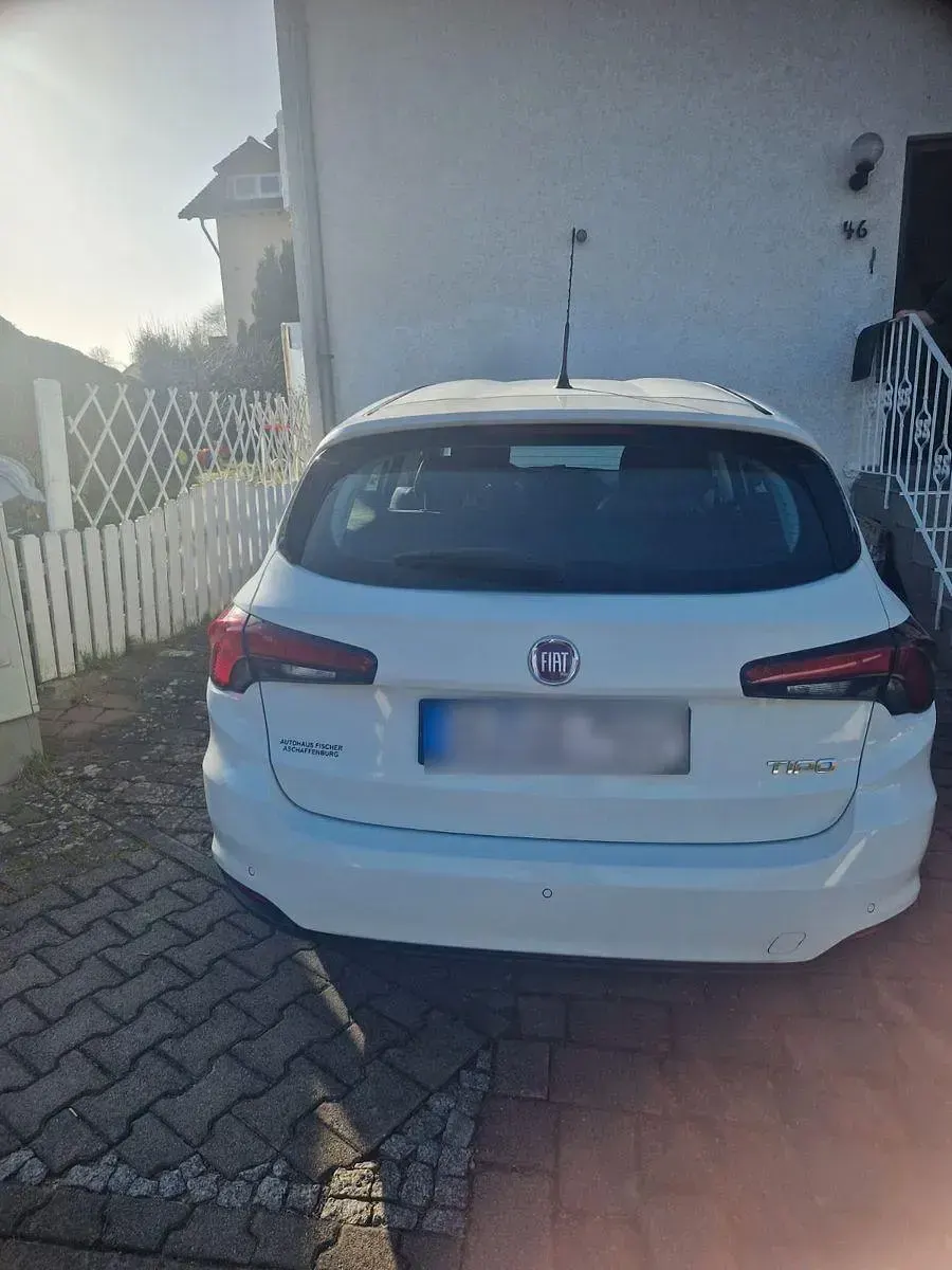 Gebraucht Fiat Tipo Lounge 95 PS (69 kW) 2020 Kombi