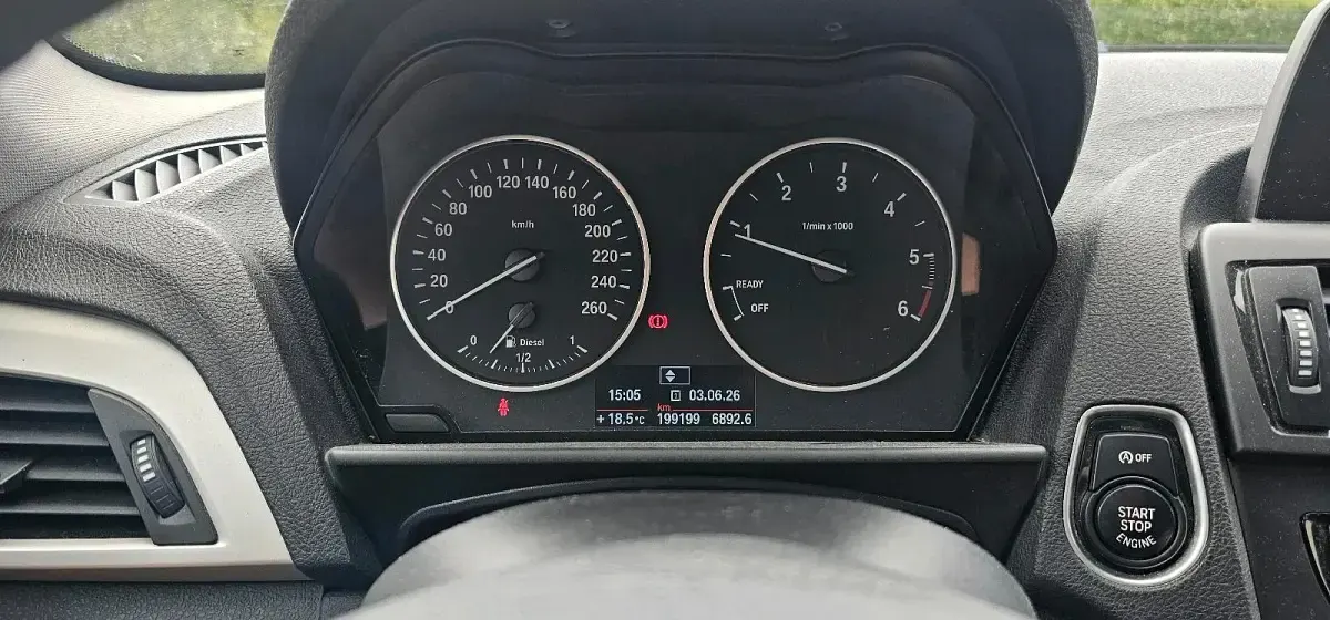 Gebraucht BMW 118 143 PS (105 kW) 2014 Schwarz Kleinwagen