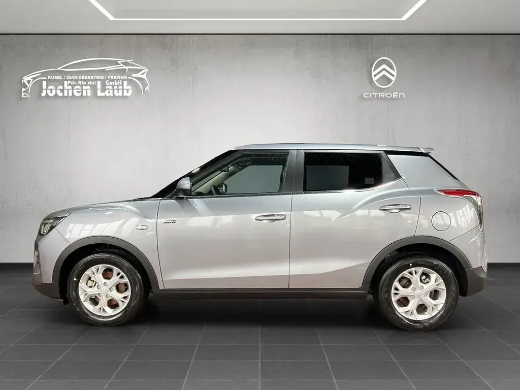 Neu KGM Tivoli 163 PS (119 kW) 2026 Iron metal SUV