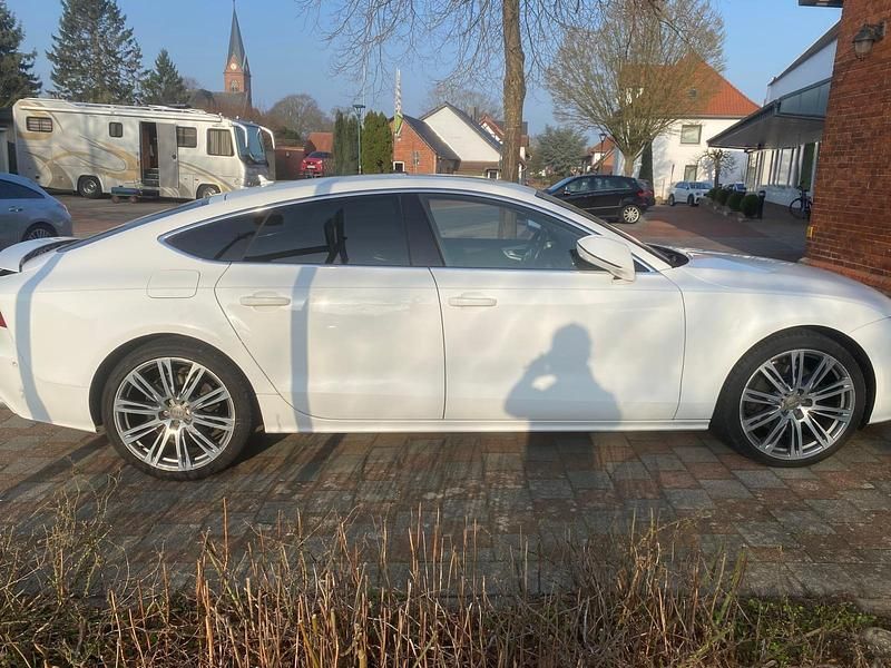 Gebraucht Audi A7 245 PS (180 kW) 2012 Weiß Kleinwagen