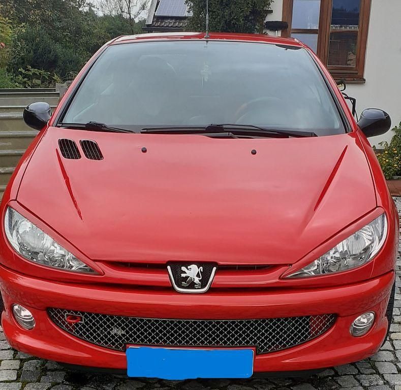 Rot Gebraucht 2006 Peugeot 206 CC RC Cabrio | 3.100 € (Fairer Preis) - Bild 1/4