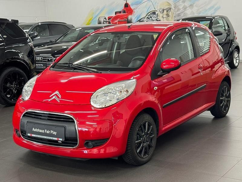 Rouge scarlet Gebraucht 2009 Citroën C1 Style Kleinwagen | 5.990 € (Teuer) - Bild 1/4