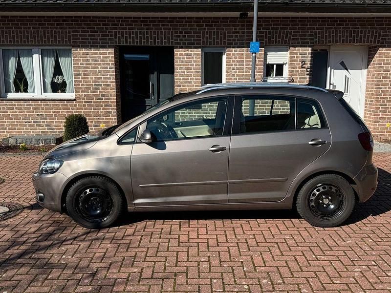 Gebraucht VW Golf Plus Cross Highline 160 PS (117 kW) 2009 Van / Kleinbus