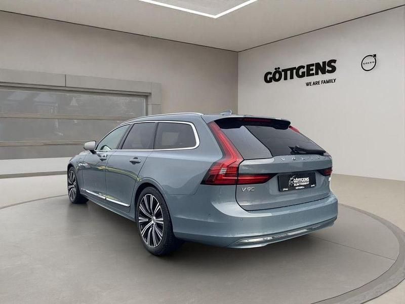 Gebraucht Volvo V90 Plus 455 PS (334 kW) 2022 Grau Kombi