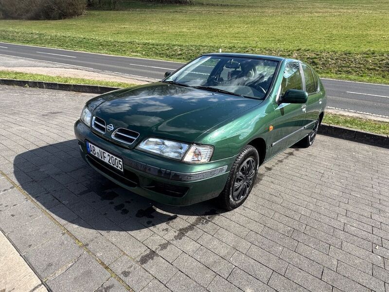 Grün Gebraucht 1996 Nissan Primera Limousine | 2.100 € (Fairer Preis) - Bild 1/4