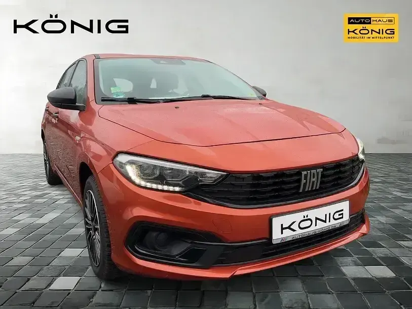 Gebraucht Fiat Tipo Cross 131 PS (96 kW) 2023 Orange Limousine