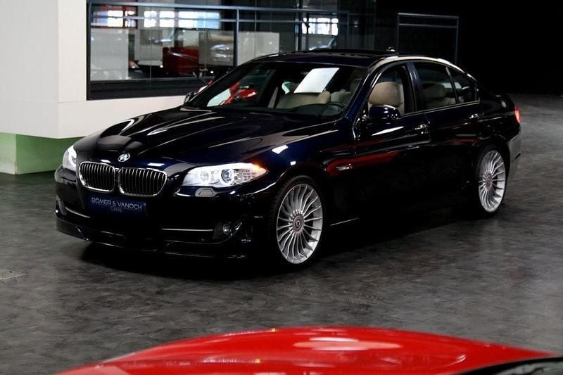 Second-hand Alpina D5 349 CP (256 kW) 2011 Albastru Berlinǎ