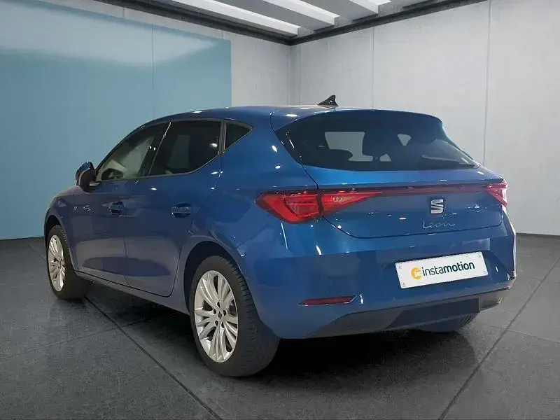 Neu Seat Leon Style 150 PS (110 kW) 2025 Blau Kleinwagen