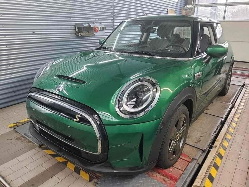 Grün Gebraucht 2021 Mini Cooper SE Classic Kleinwagen | 15.999 € (Superpreis) - Bild 1/4
