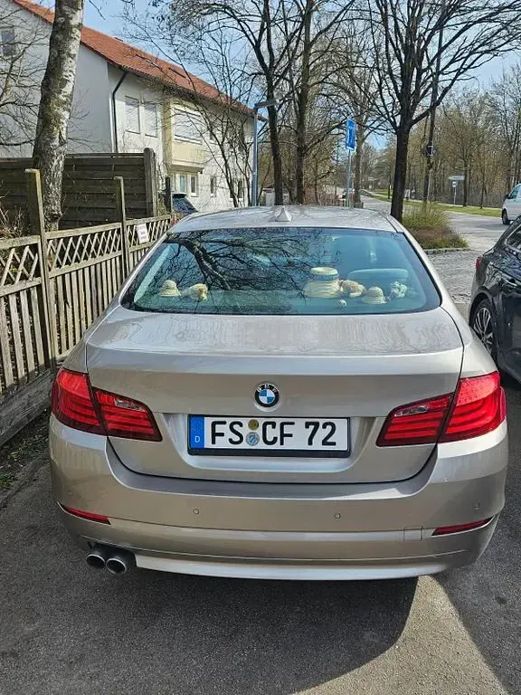 Second-hand BMW 520 Efficient Dynamics 184 CP (135 kW) 2011 Bej Berlinǎ