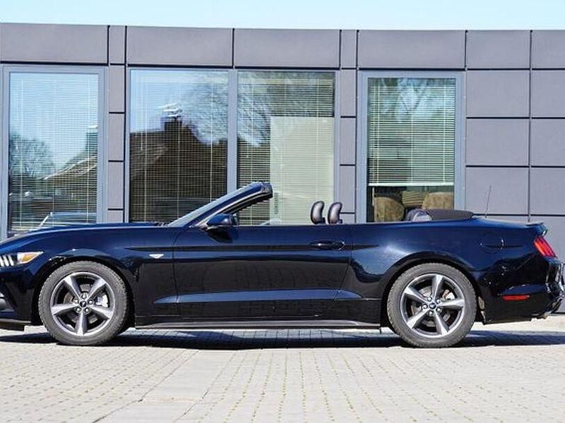 Gebraucht Ford Mustang 305 PS (224 kW) 2015 Schwarz Cabrio