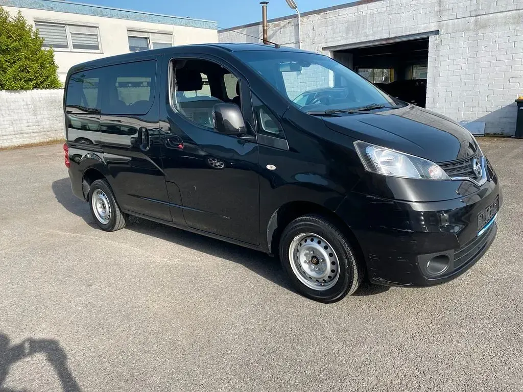 Gebraucht Nissan NV200 Tekna 110 PS (80 kW) 2016 Schwarz Van / Kleinbus