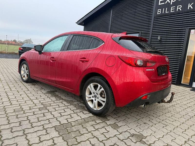 Gebraucht Mazda 3 150 PS (110 kW) 2016 Rot Limousine