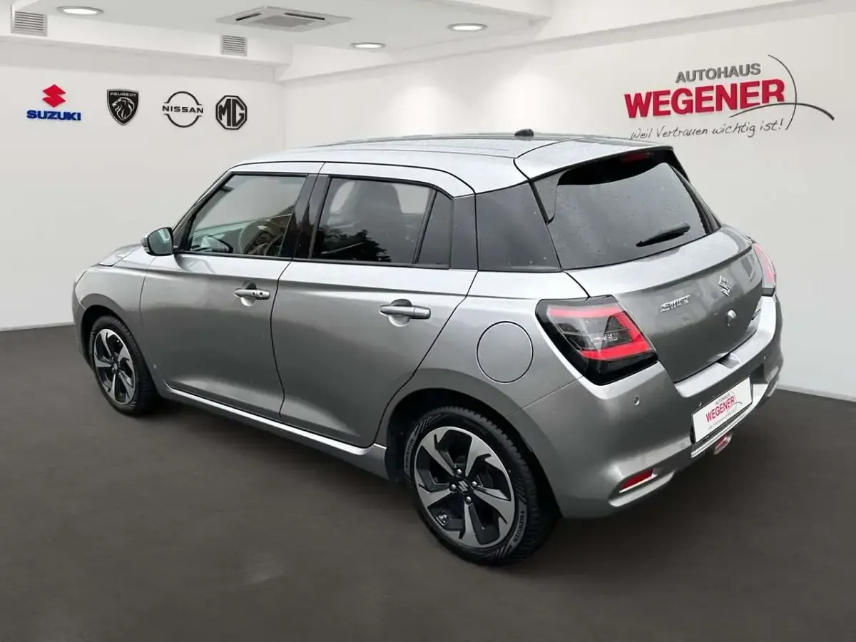 Gebraucht Suzuki Swift Comfort+ 83 PS (61 kW) 2025 Grau Kleinwagen
