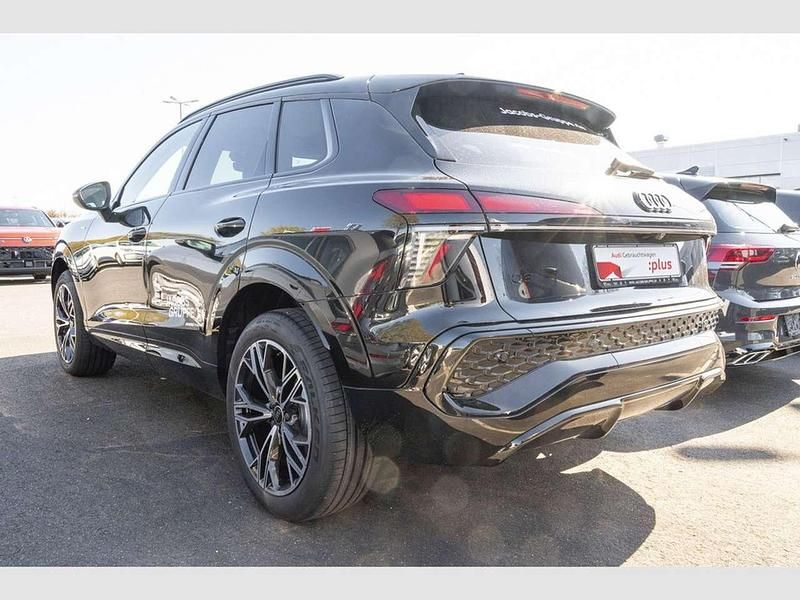 Gebraucht Audi Q3 S-Line 150 PS (110 kW) 2026 Schwarz SUV