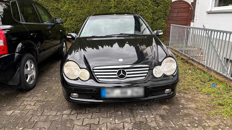 Gebraucht Mercedes C230 197 PS (144 kW) 2001 Schwarz Coupé