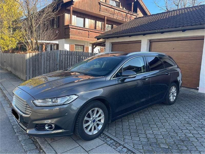 Gebraucht Ford Mondeo 160 PS (117 kW) 2015 Grau Kombi