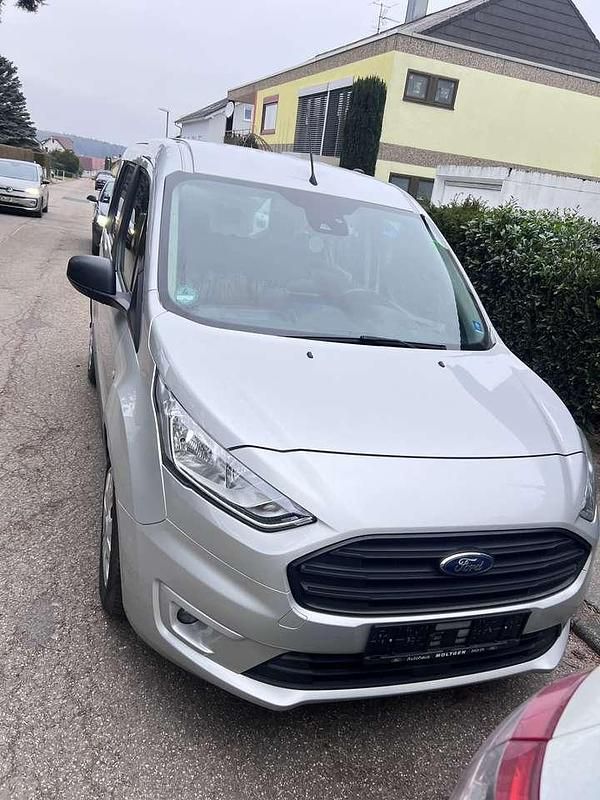 Gebraucht Ford Tourneo Trend 101 PS (74 kW) 2019 Silber Kombi