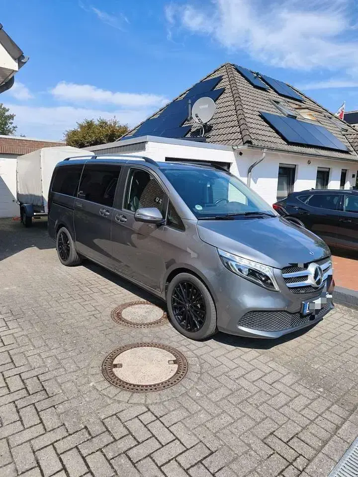 Gebraucht Mercedes V250 AMG Edition 1 190 PS (139 kW) 2020 Grau Van / Kleinbus