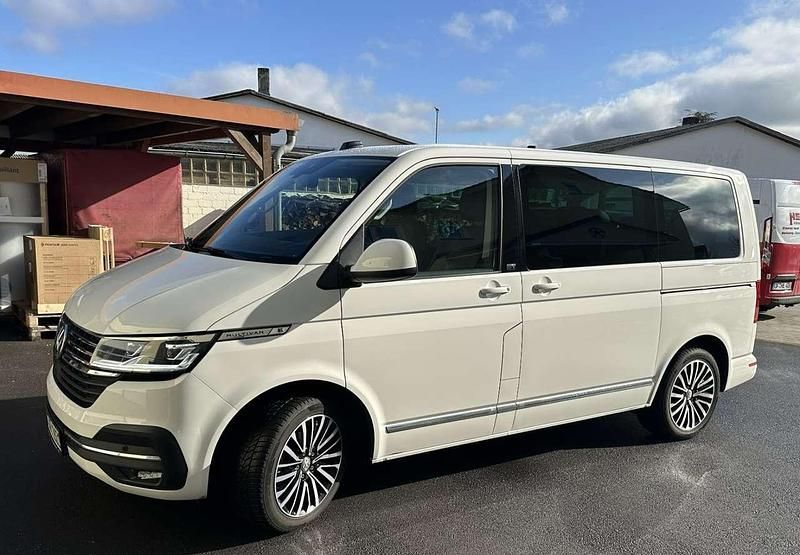 Gebraucht VW Multivan Highline 204 PS (150 kW) 2021 Weiß Van