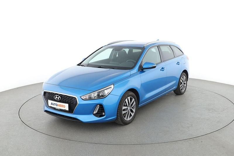 Blau Gebraucht 2018 Hyundai i30 Kombi | 12.840 € (Fairer Preis) - Bild 1/3