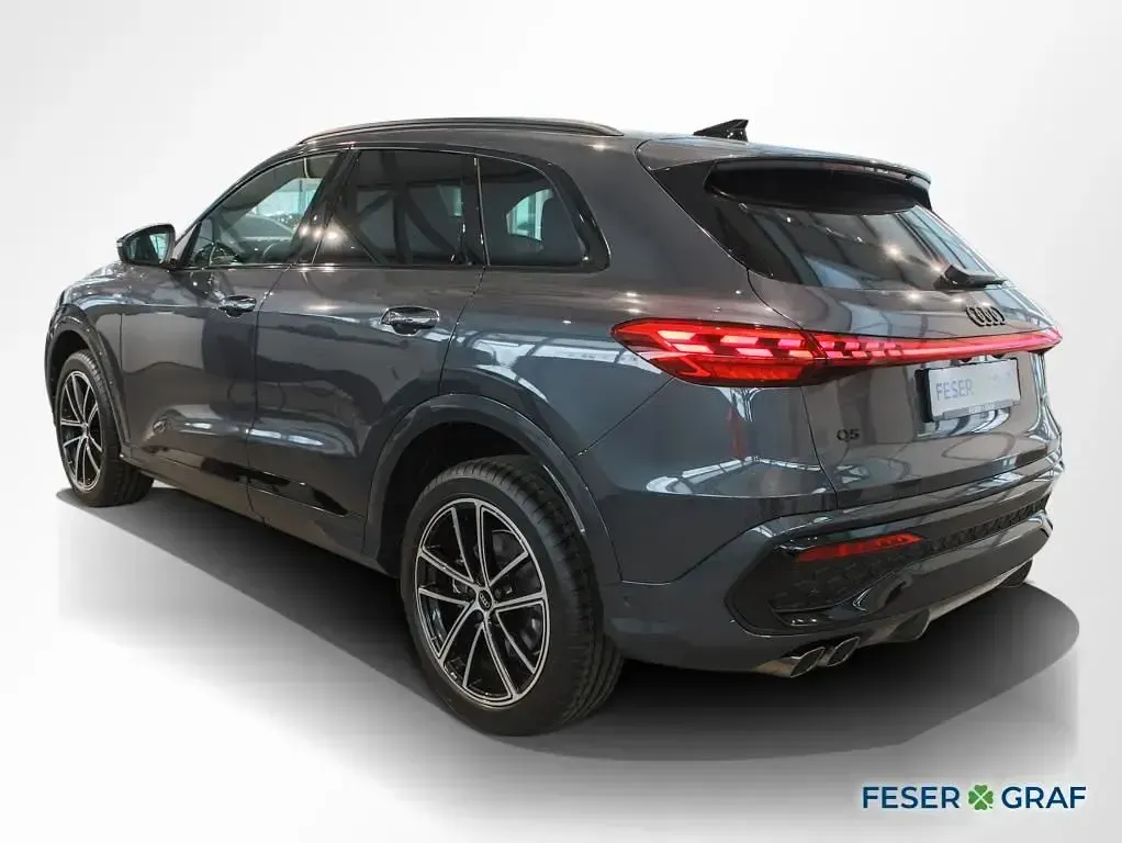 Neu Audi Q5 S-Line 204 PS (150 kW) 2025 Grau (tamboragrau metallic) SUV