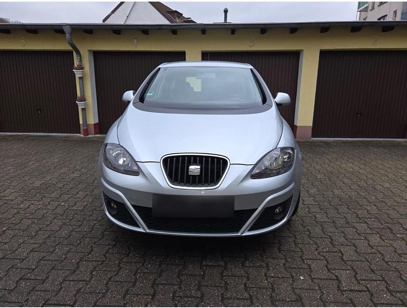 Gebraucht Seat Altea 160 PS (117 kW) 2009 Silber Van / Kleinbus