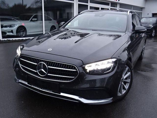 Gebraucht Mercedes E200 160 PS (117 kW) 2021 Grau Limousine