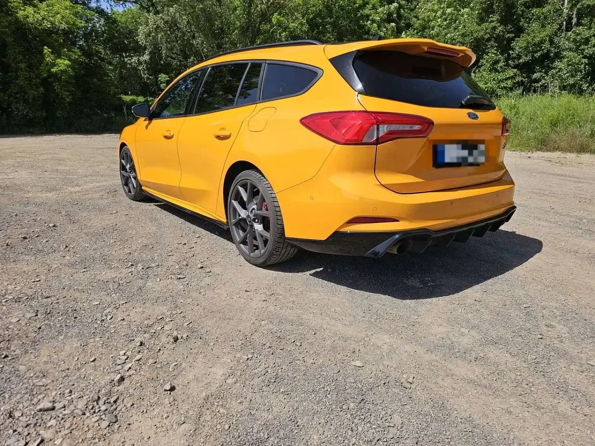 Gebraucht Ford Focus S 280 PS (205 kW) 2020 Orange Kombi