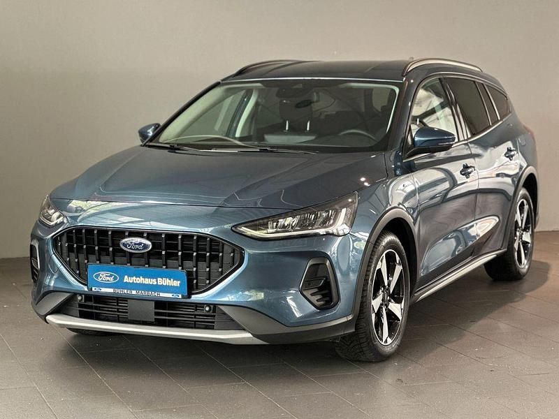 Blau Gebraucht 2023 Ford Focus Active X Limousine | 23.290 € (Fairer Preis) - Bild 1/4