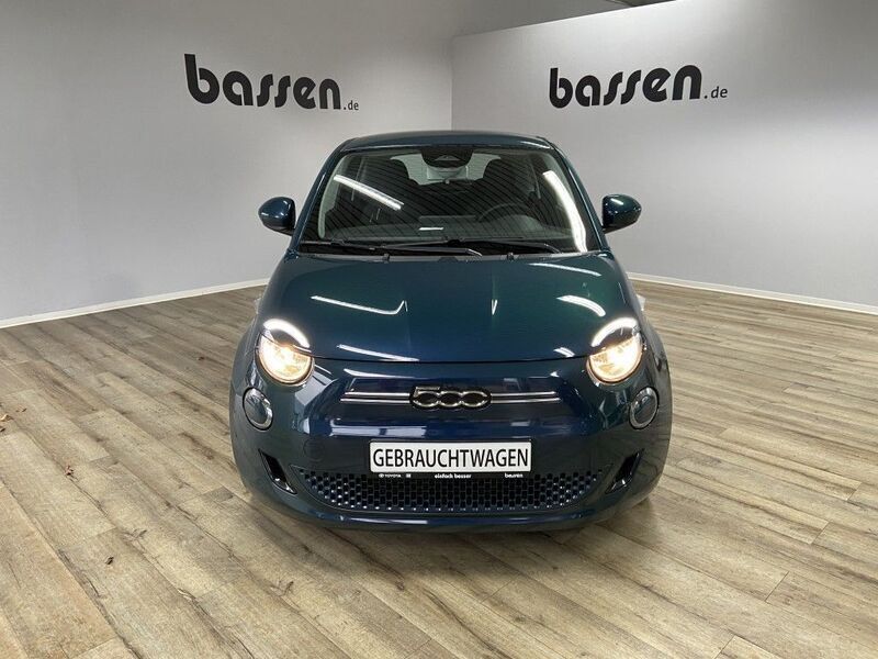 Ocean green Gebraucht 2021 Fiat 500e Icon Kleinwagen | 15.950 € (Guter Preis) - Bild 1/4