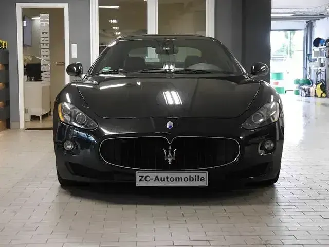 Gebraucht Maserati Granturismo 439 PS (322 kW) 2009 Schwarz Coupé