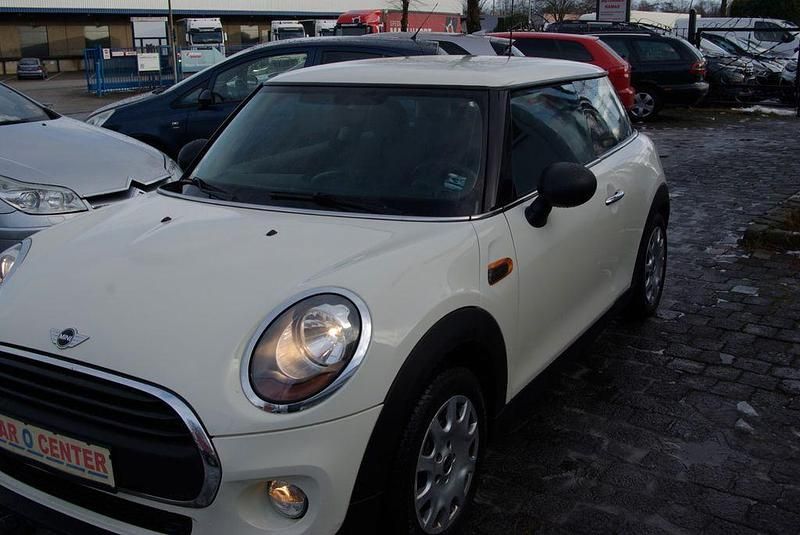 Gebraucht Mini ONE 75 PS (55 kW) 2016 Weiß Kleinwagen