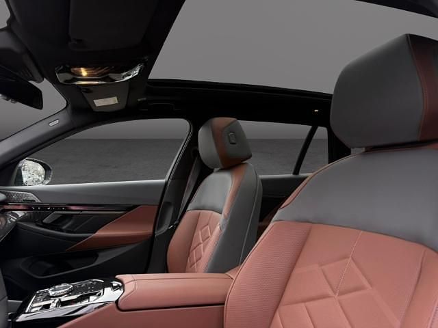 Neu BMW 540 M Sport 303 PS (222 kW) 2025 Schwarz Kombi