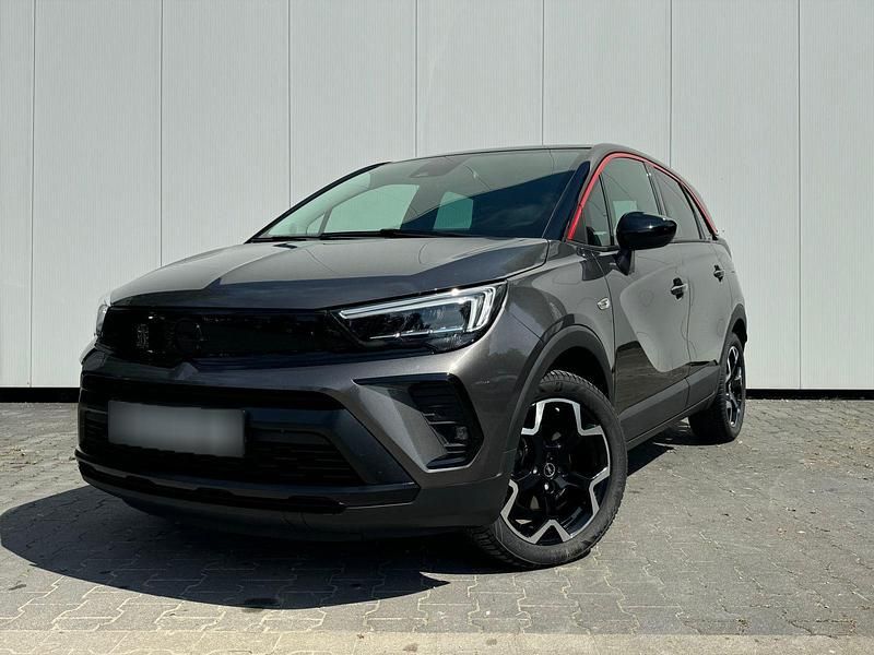 Grau metallic Gebraucht 2023 Opel Crossland Elegance SUV | 21.350 € (Etwas zu teuer) - Bild 1/4