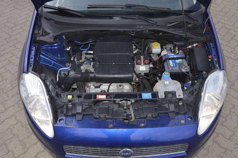 Gebraucht Fiat Punto 77 PS (56 kW) 2008 Blau Kleinwagen