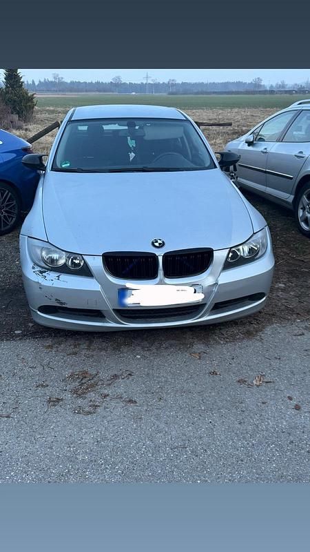 Gebraucht BMW 320 2005 Silber Limousine