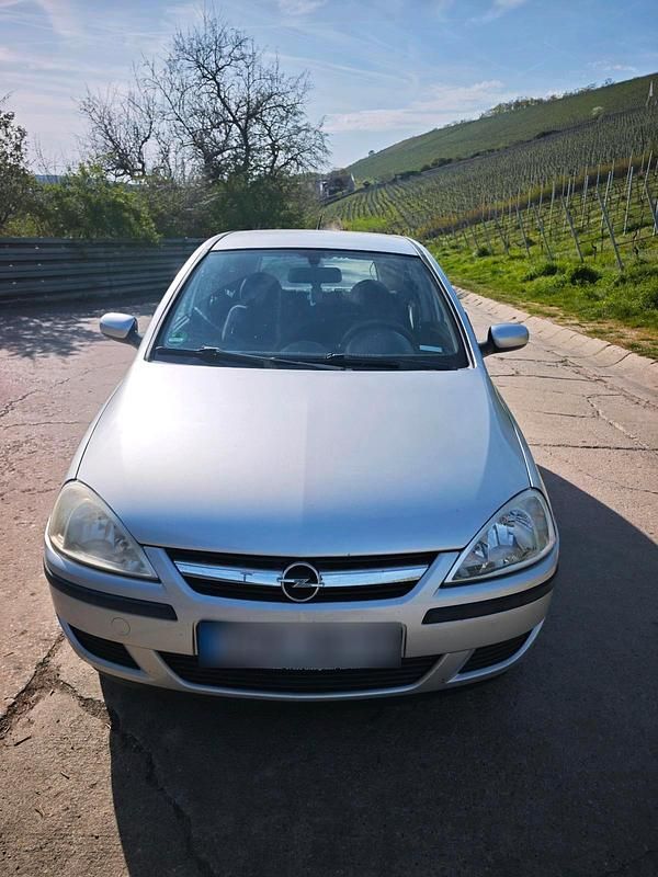 Gebraucht Opel Corsa 75 PS (55 kW) 2004 Silber Kleinwagen