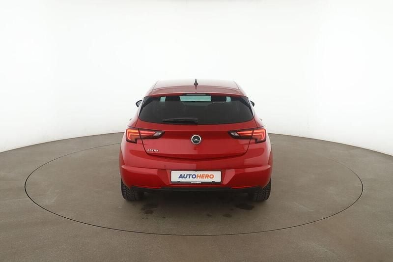 Gebraucht Opel Astra Elegance 146 PS (107 kW) 2019 Rot Limousine