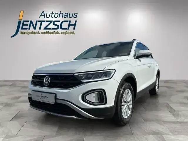 Gebraucht VW T-Roc Life 110 PS (80 kW) 2023 Weiß SUV