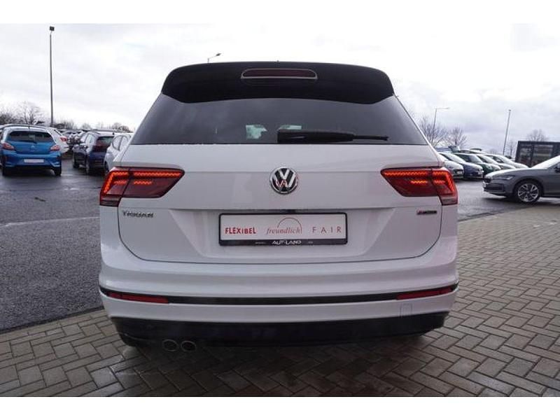 Gebraucht VW Tiguan R-line 190 PS (139 kW) 2020 Pure white (metallic) SUV