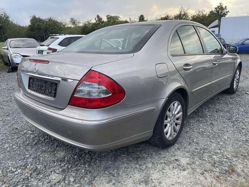 Gebraucht Mercedes E280 Elegance 231 PS (169 kW) 2007 Grau Limousine