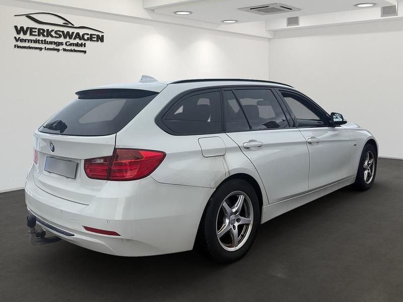 Gebraucht BMW 320 Comfort Edition 184 PS (135 kW) 2015 Weiß Kombi