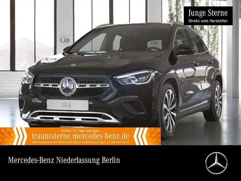 Schwarz Gebraucht 2021 Mercedes GLA250 Progressive SUV | 32.890 € (Fairer Preis) - Bild 1/3