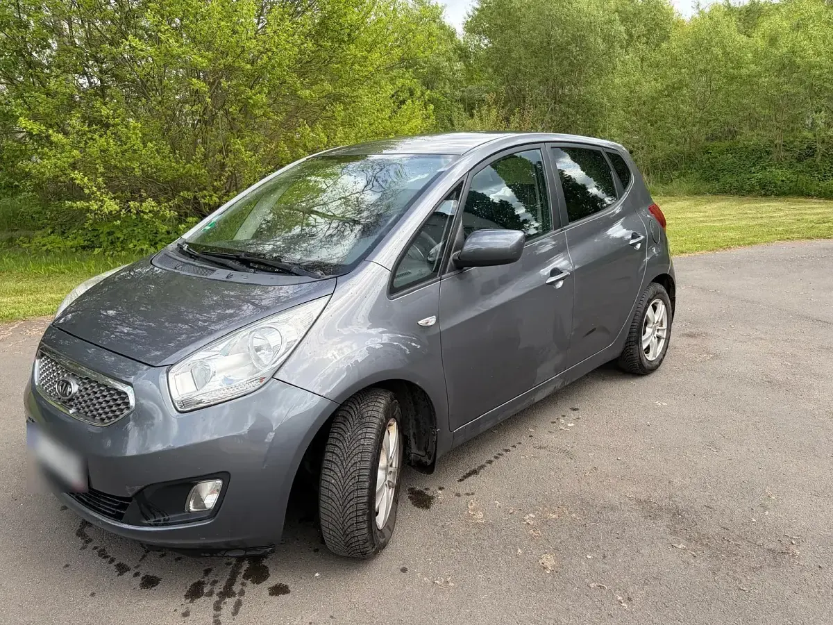 Gebraucht Kia Ceed 90 PS (66 kW) 2010 Grau Kleinwagen