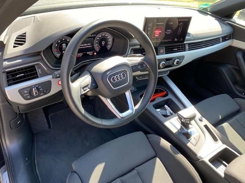 Gebraucht Audi A4 S-Line 204 PS (150 kW) 2023 Mythosschwarz metallic (metallic) Kombi