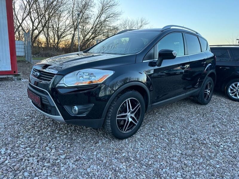 Używany Ford Kuga Trend 140 KM (102 kW) 2011 Czarny SUV