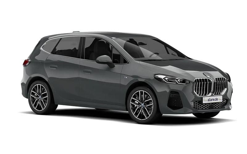 Sparkling kupfergrau metal(grau) Neu 2026 BMW 220 Comfort Edition Kombi | 55.320 € - Bild 1/4