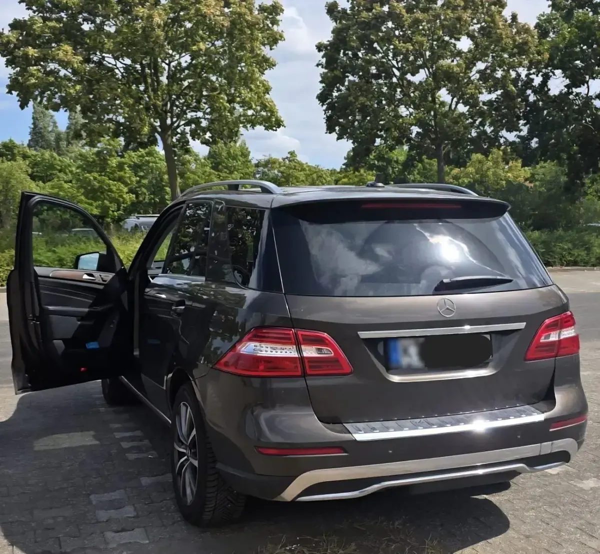 Gebraucht Mercedes ML350 258 PS (189 kW) 2013 Braun SUV