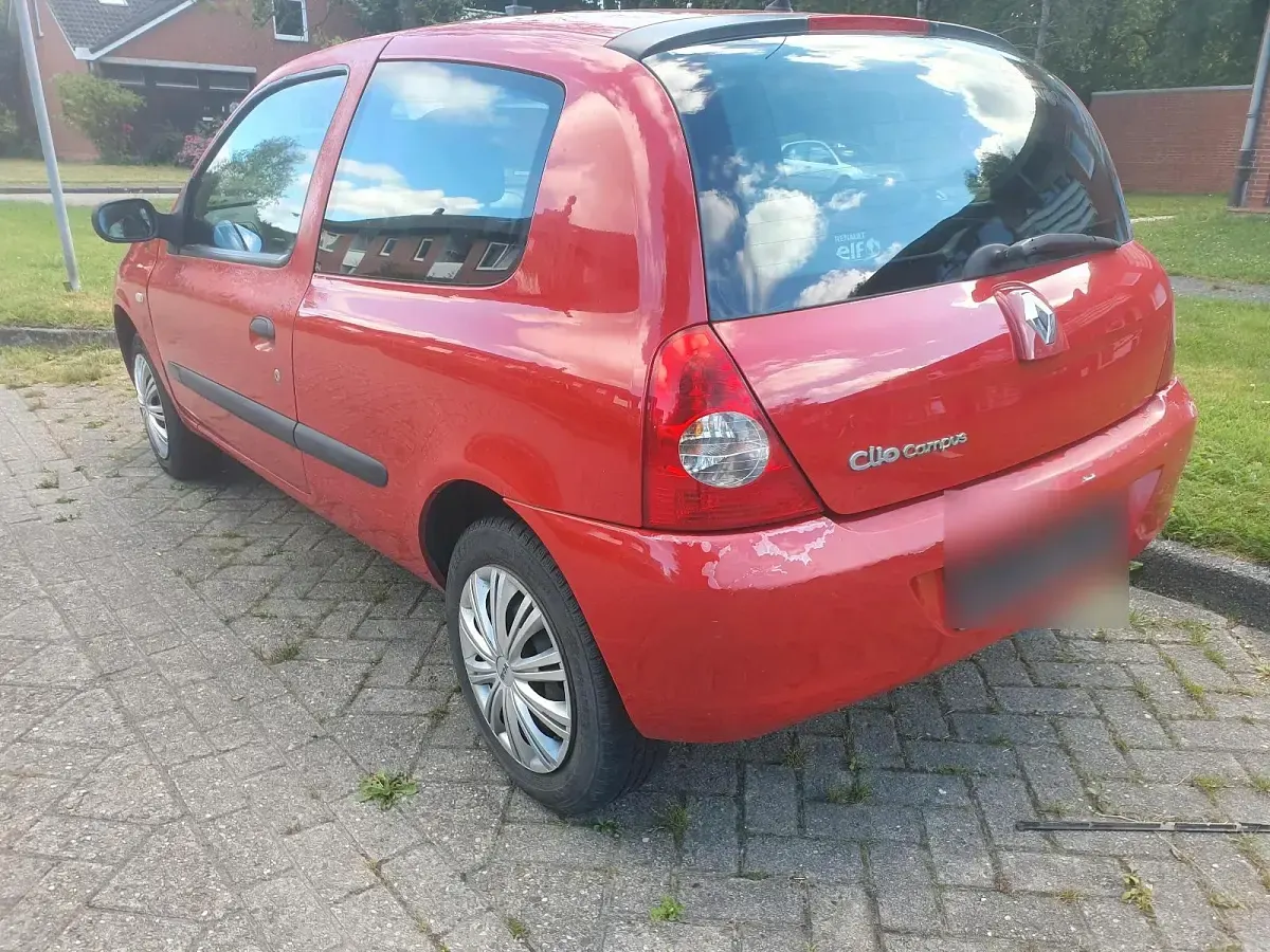Gebraucht Renault Clio 60 PS (44 kW) 2011 Rot Kleinwagen